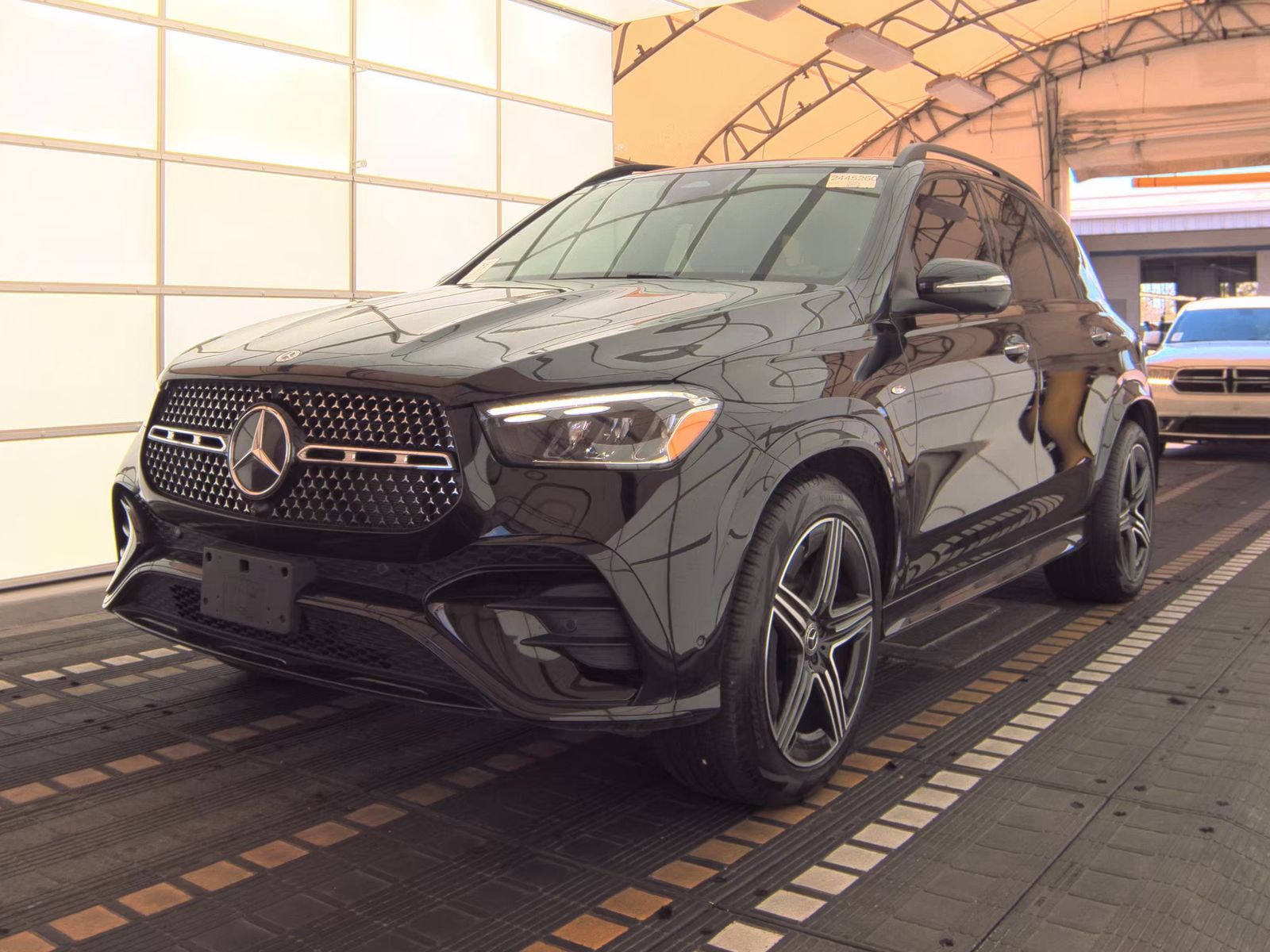 MERCEDES-BENZ GLE - 1