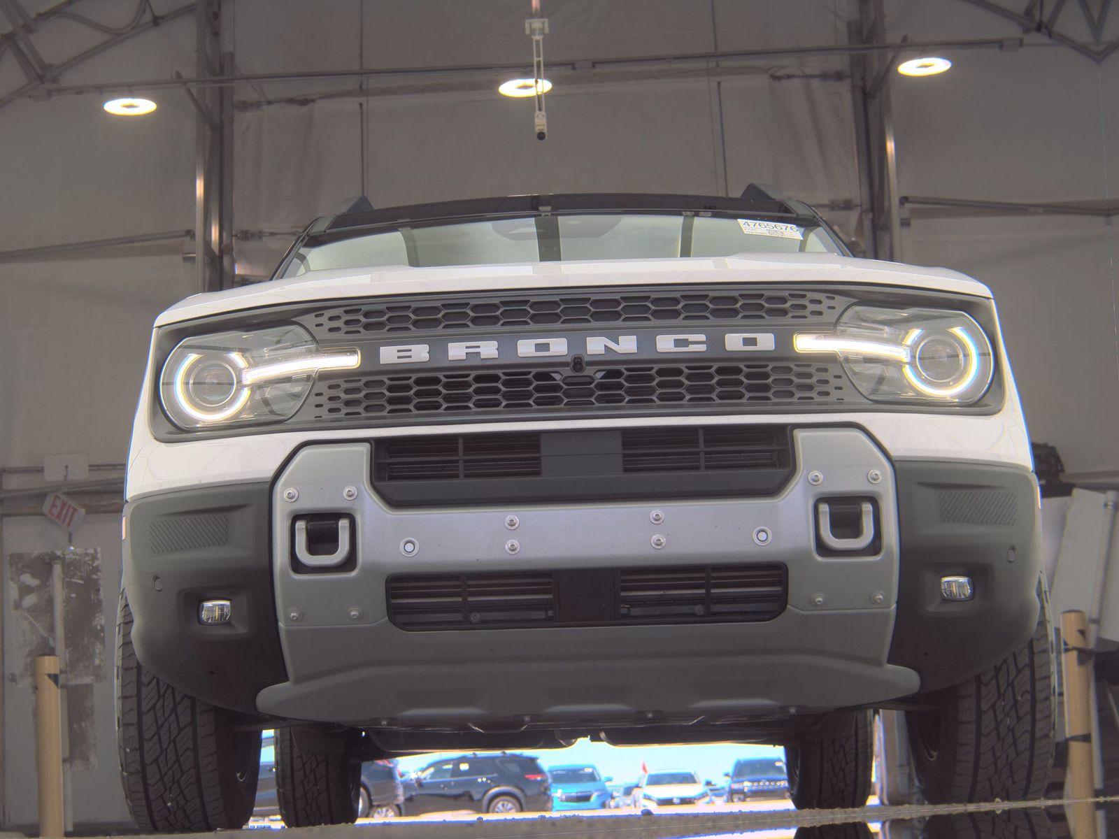 FORD BRONCO - 4