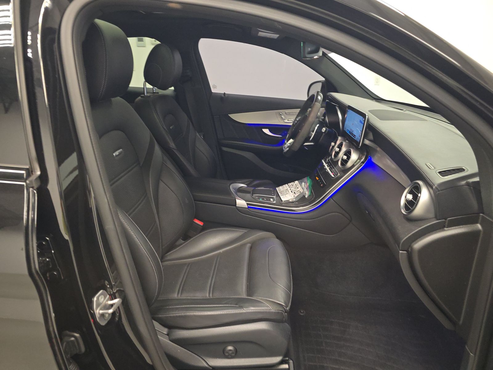 MERCEDES-BENZ GLC-CLASS AMG - 9