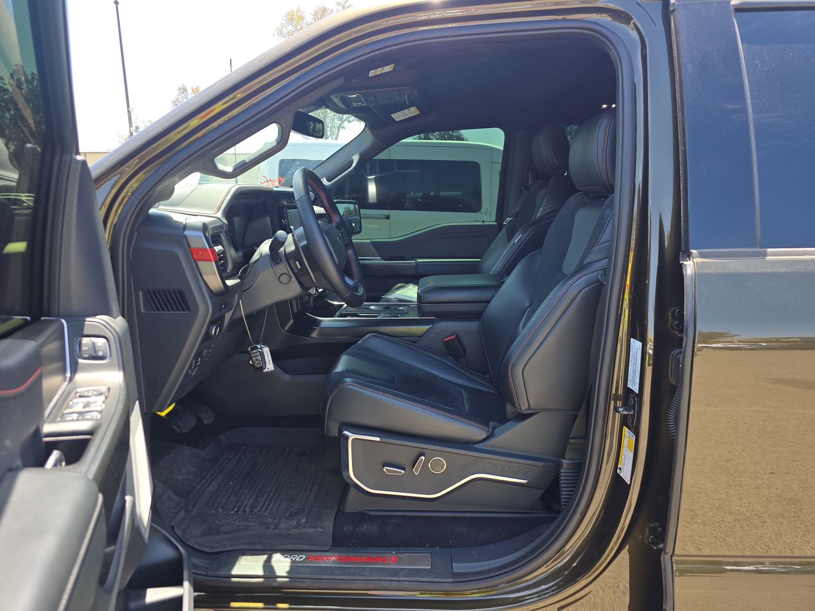 FORD F-150 - 8