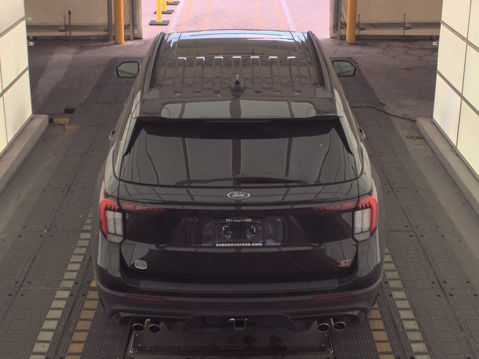 FORD EXPLORER - 7