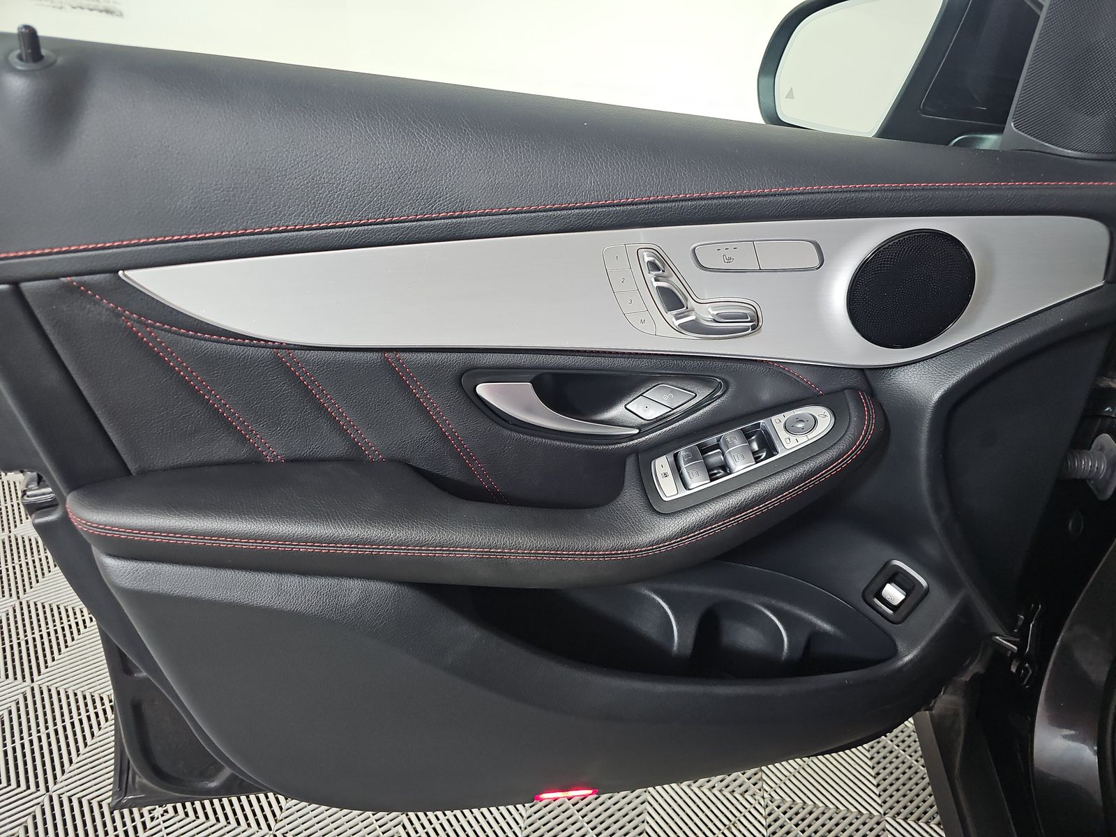 MERCEDES-BENZ GLC-CLASS AMG - 10