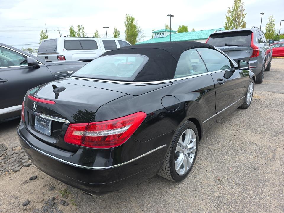 MERCEDES-BENZ E-CLASS - 5