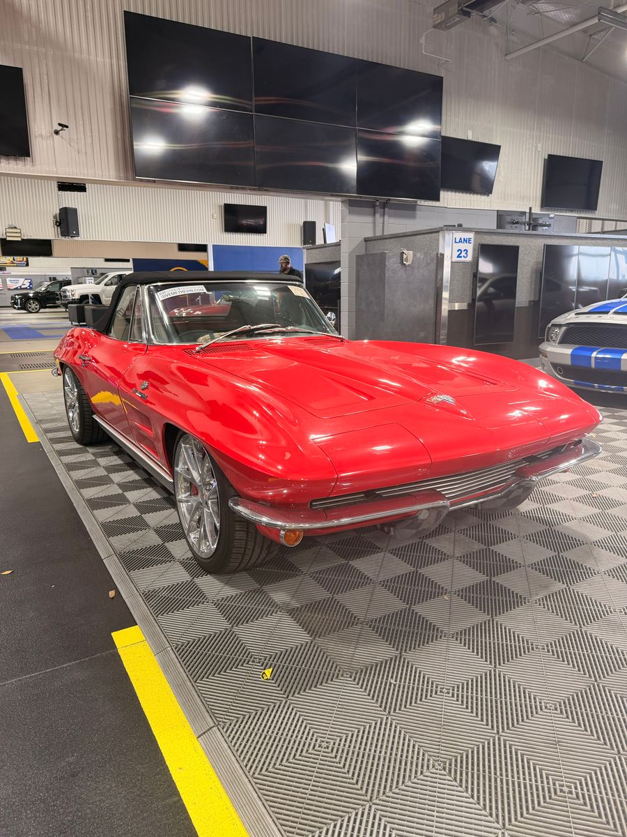 CHEVROLET CORVETTE - 4