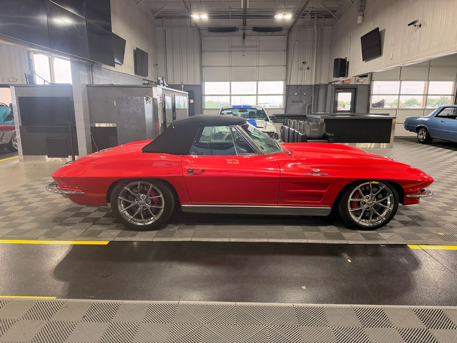 CHEVROLET CORVETTE - 7