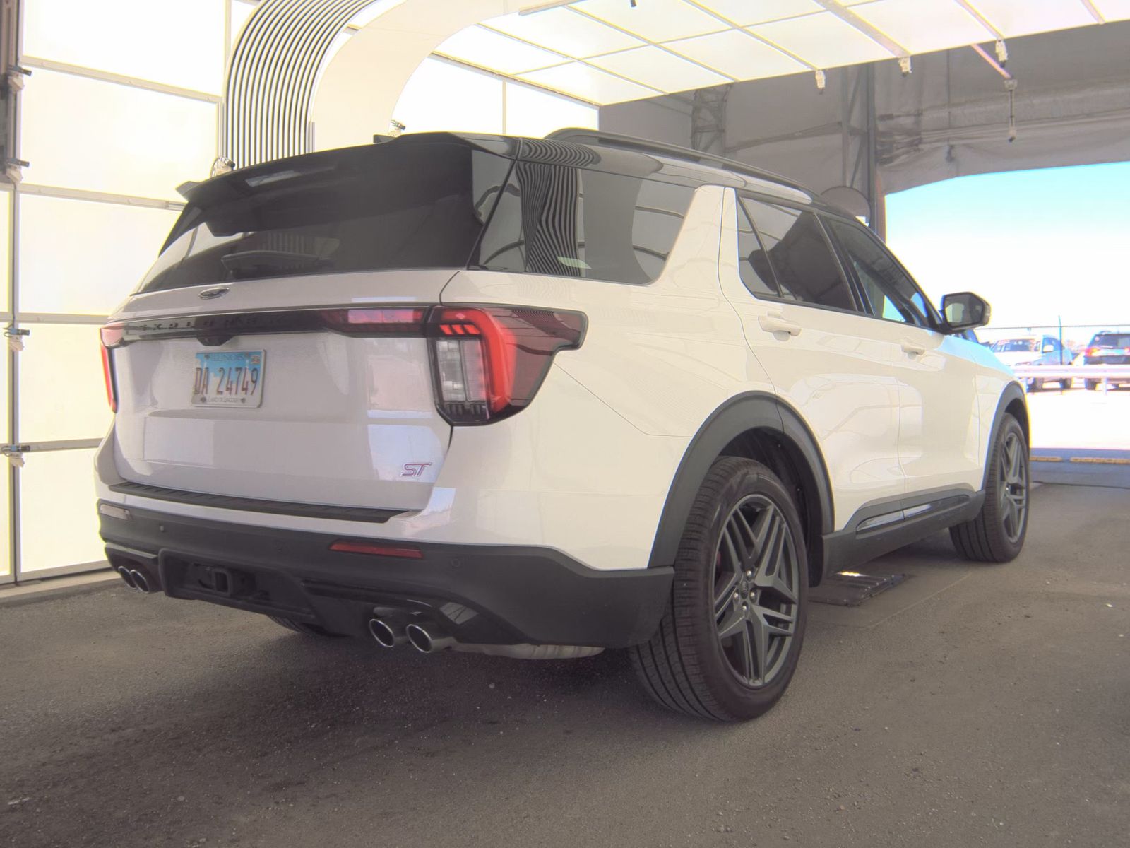 FORD EXPLORER - 6
