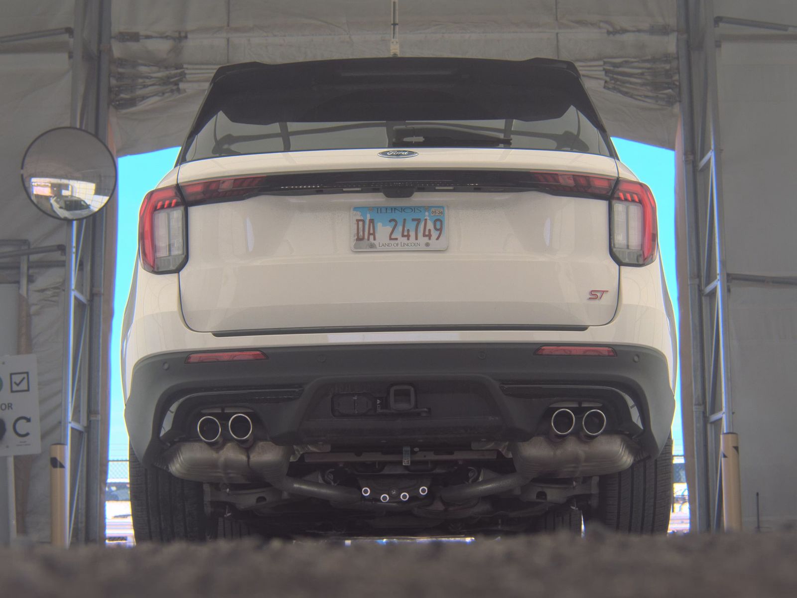 FORD EXPLORER - 8