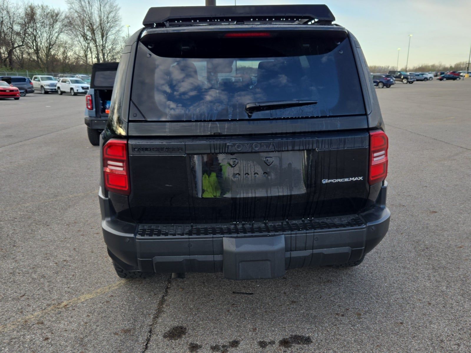 TOYOTA LAND CRUISER - 5