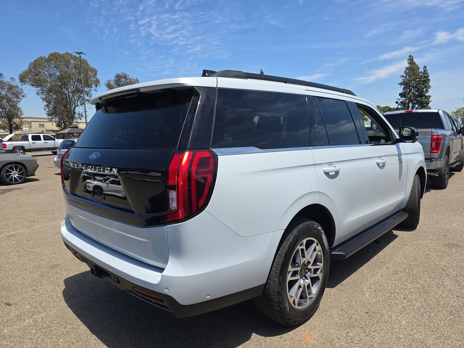 FORD EXPEDITION - 5