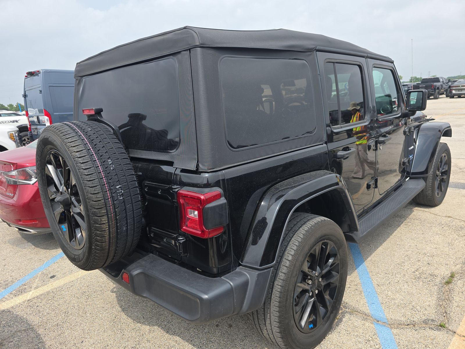 2023 Jeep Wrangler 4xe Sahara AWD
