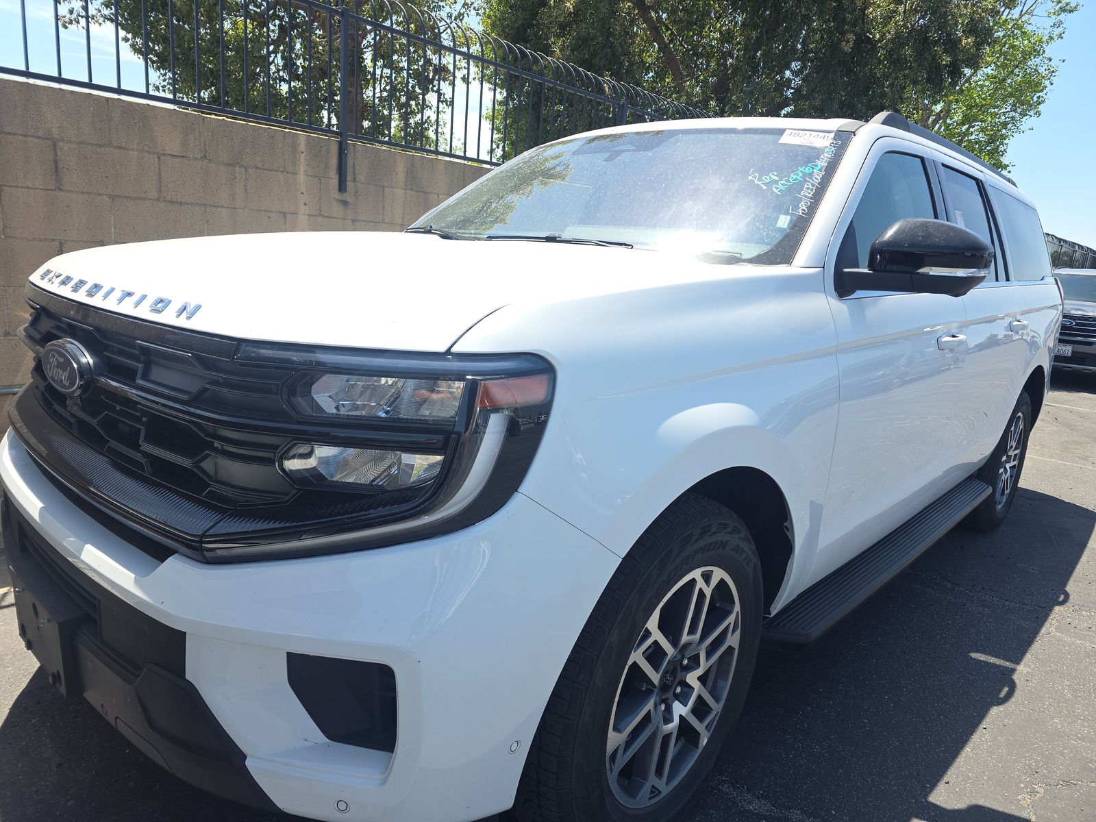 FORD EXPEDITION MAX - 1