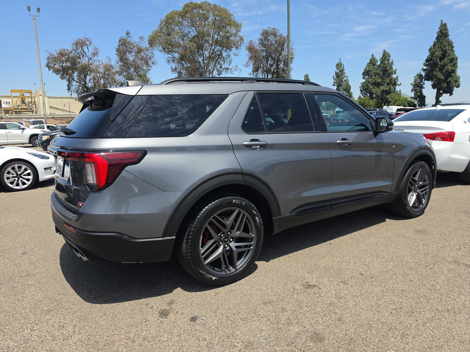 FORD EXPLORER - 5