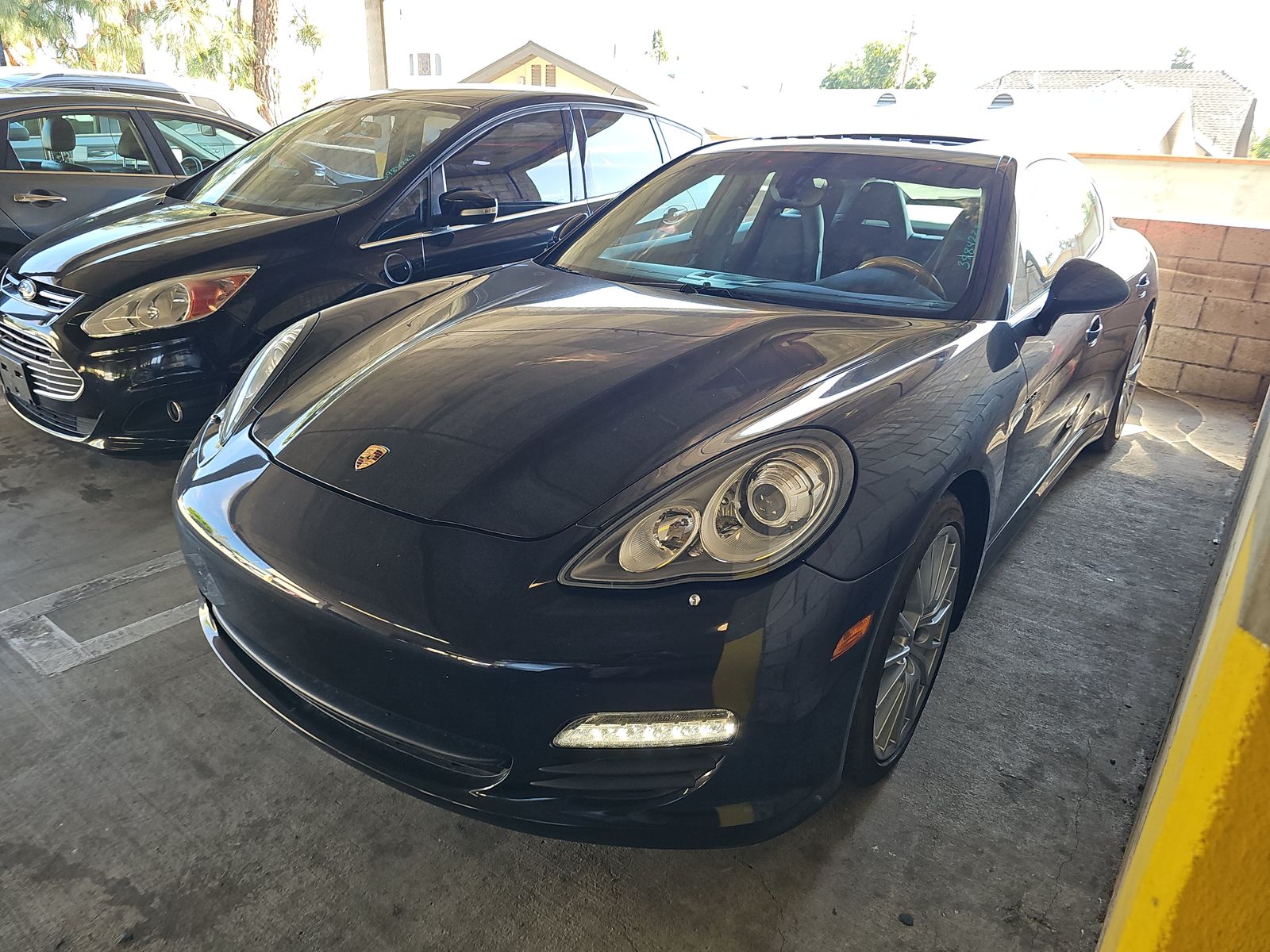 PORSCHE CAYENNE - 1