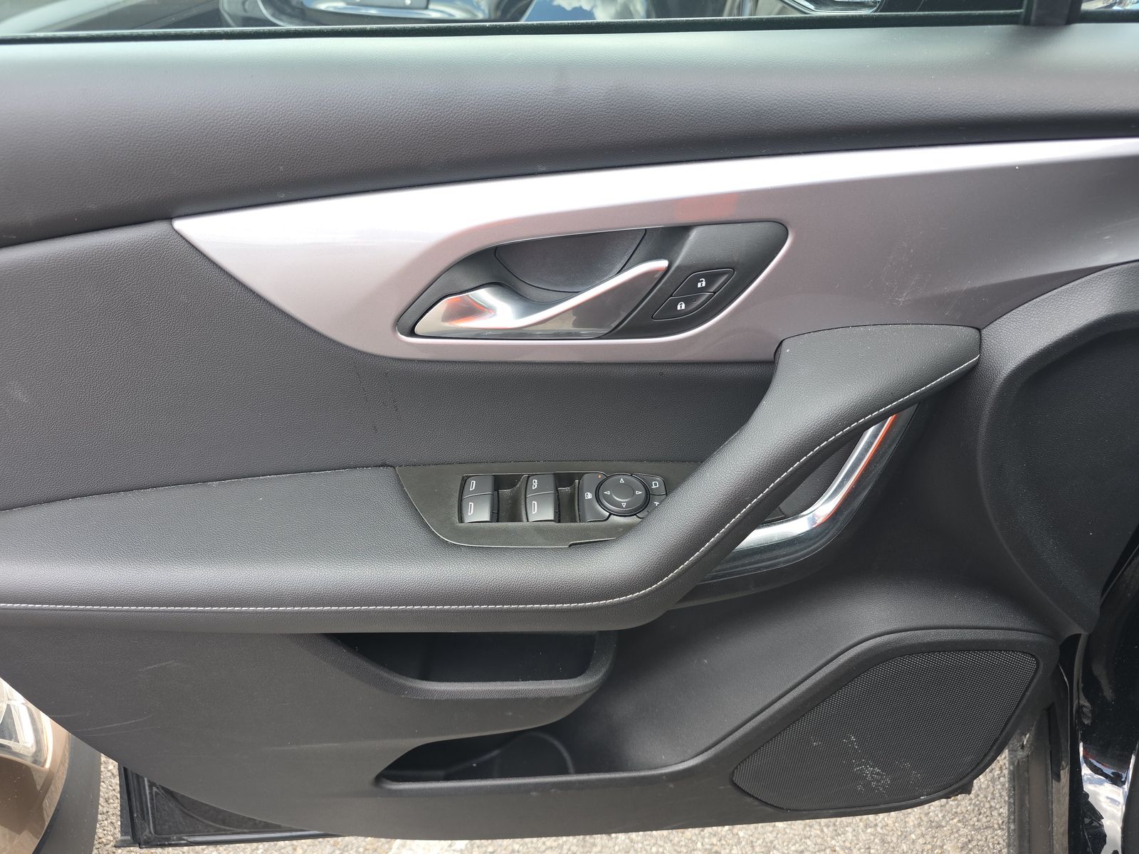 CHEVROLET CAMARO - 10