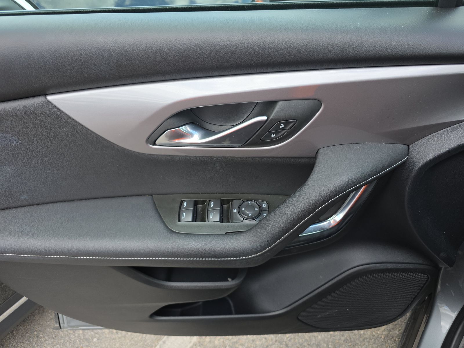 CHEVROLET CAMARO - 10