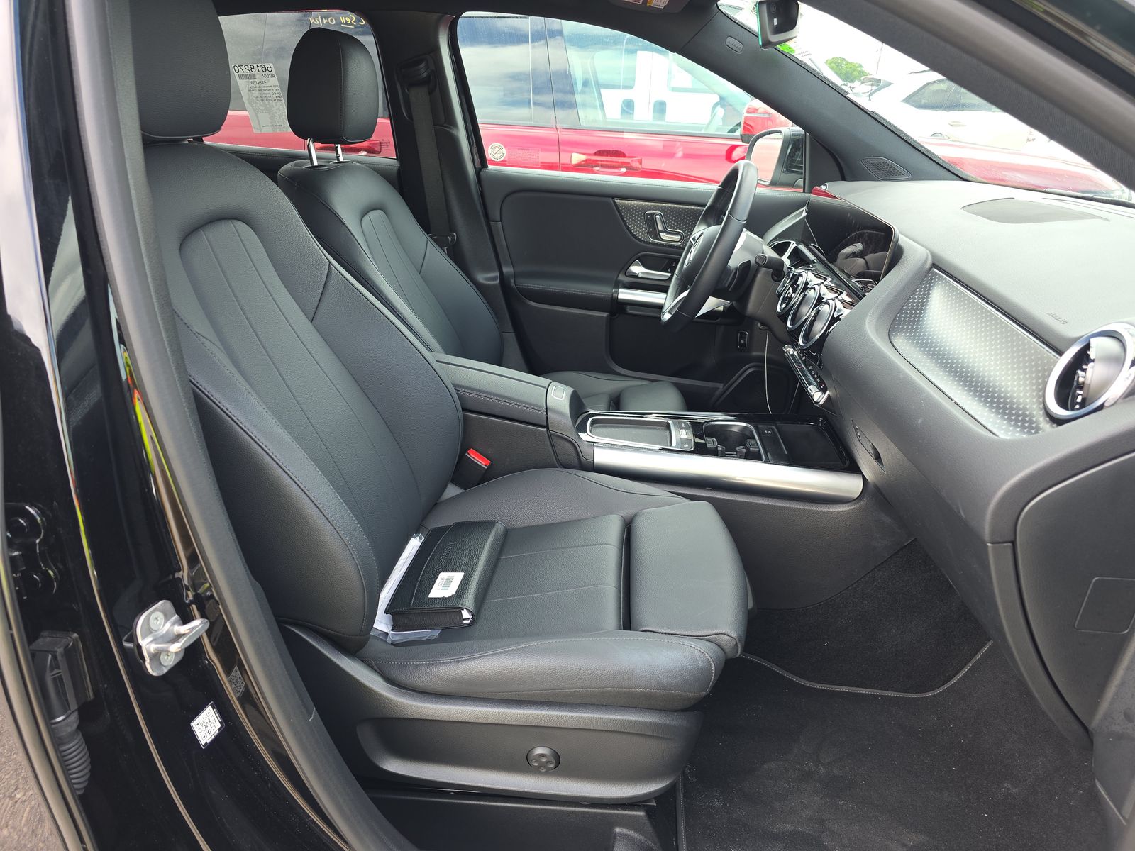 MERCEDES-BENZ GLA-CLASS - 9