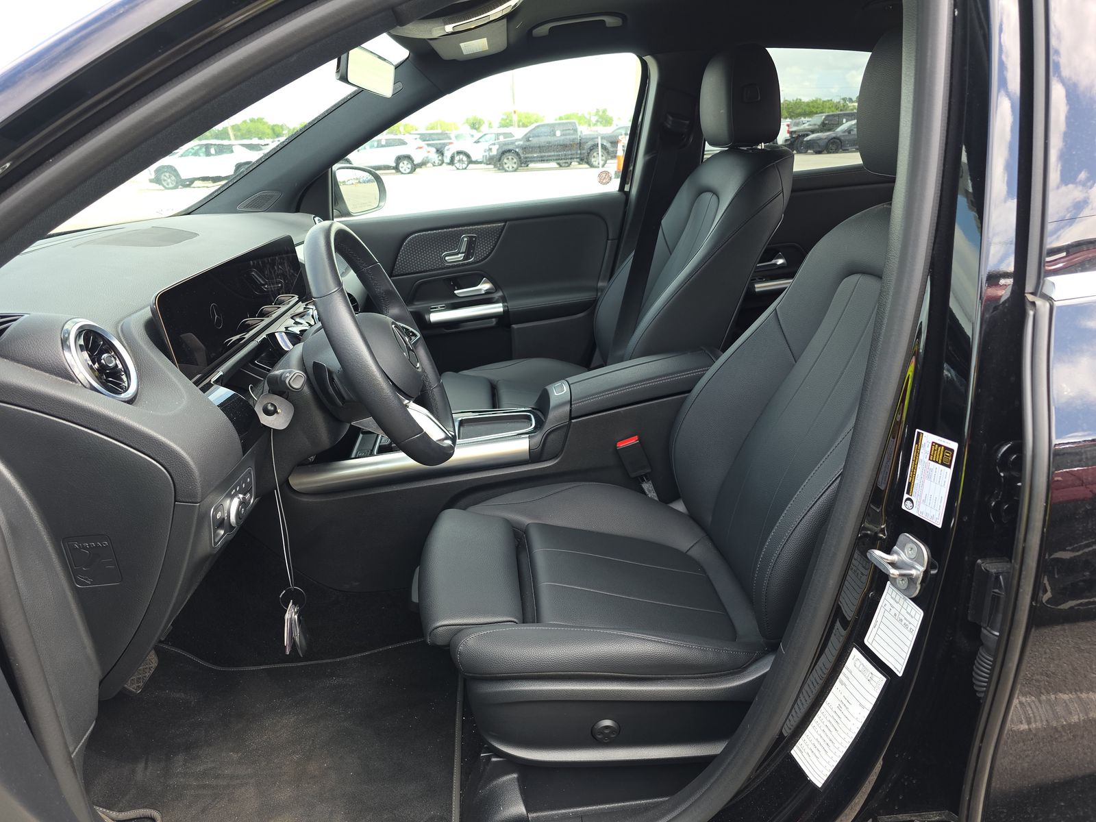 MERCEDES-BENZ GLA-CLASS - 8