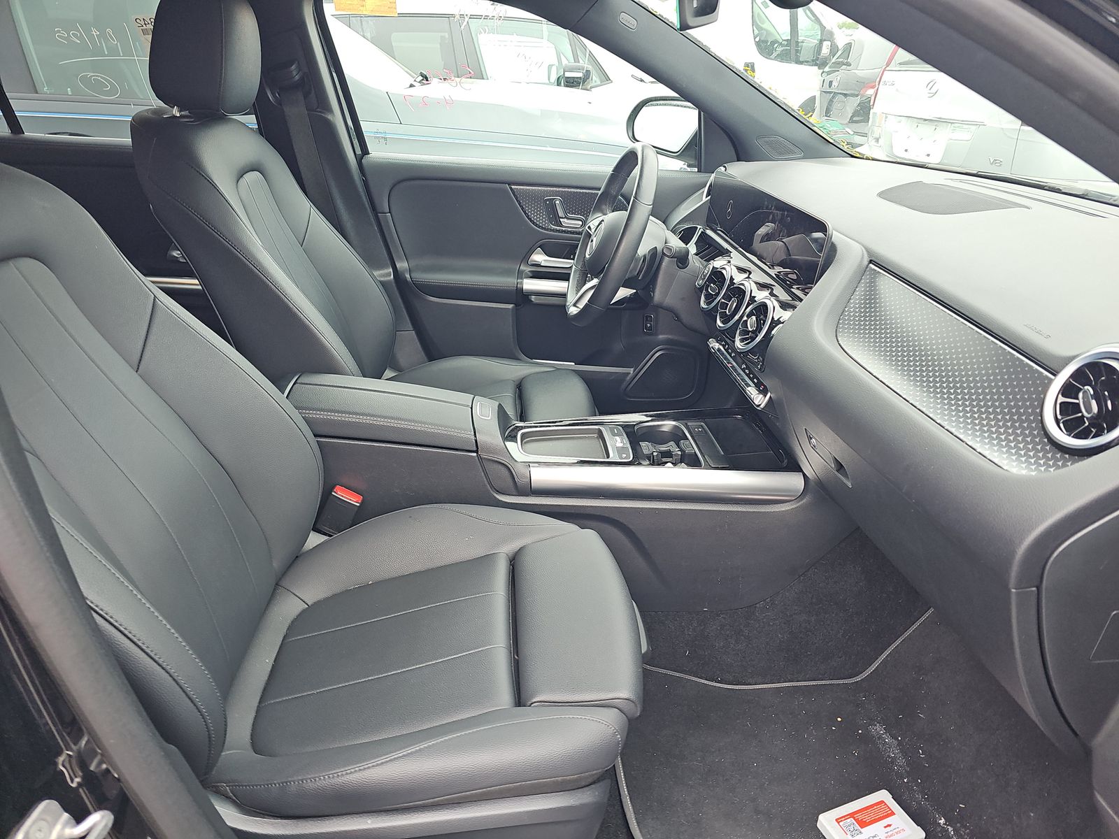 MERCEDES-BENZ GLA-CLASS - 9