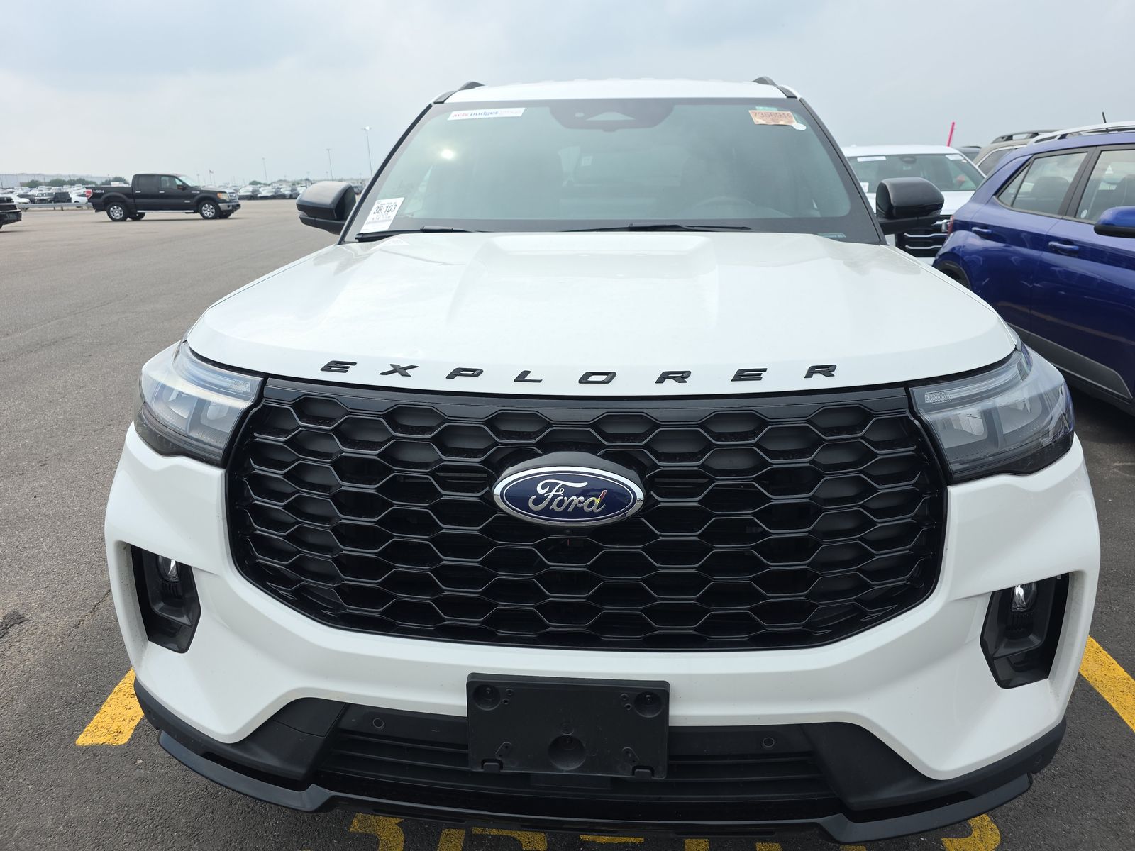 FORD EXPLORER - 3