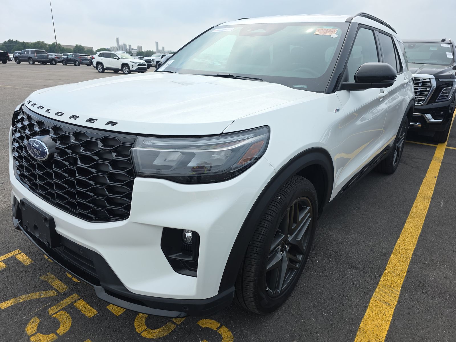 FORD EXPLORER - 1