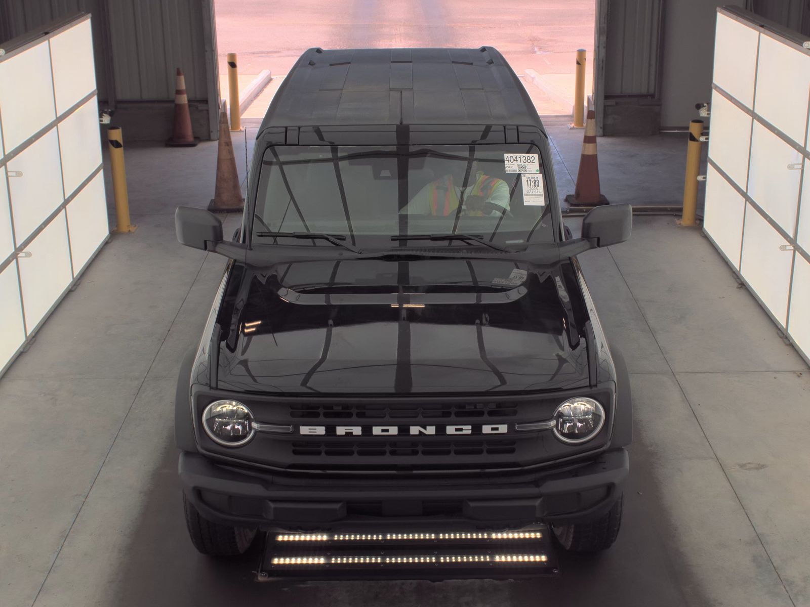 FORD BRONCO - 3