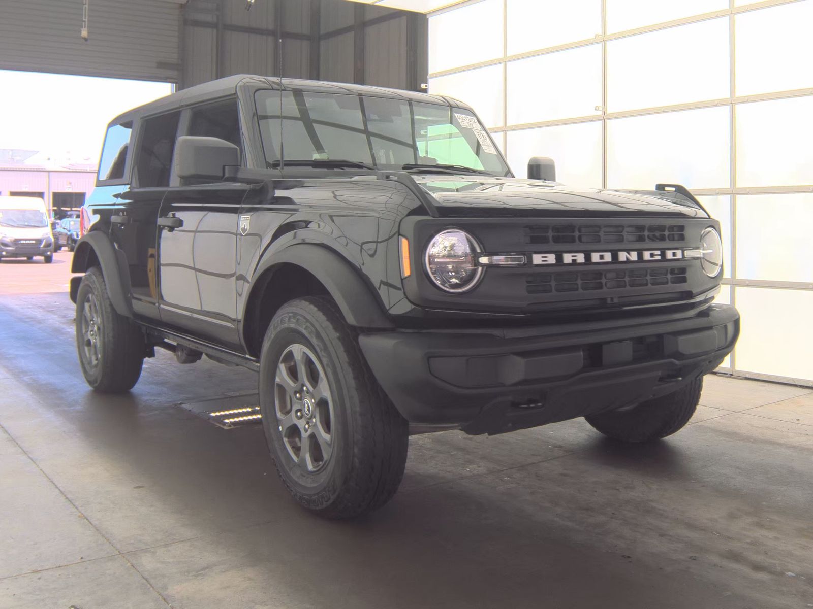 FORD BRONCO - 4