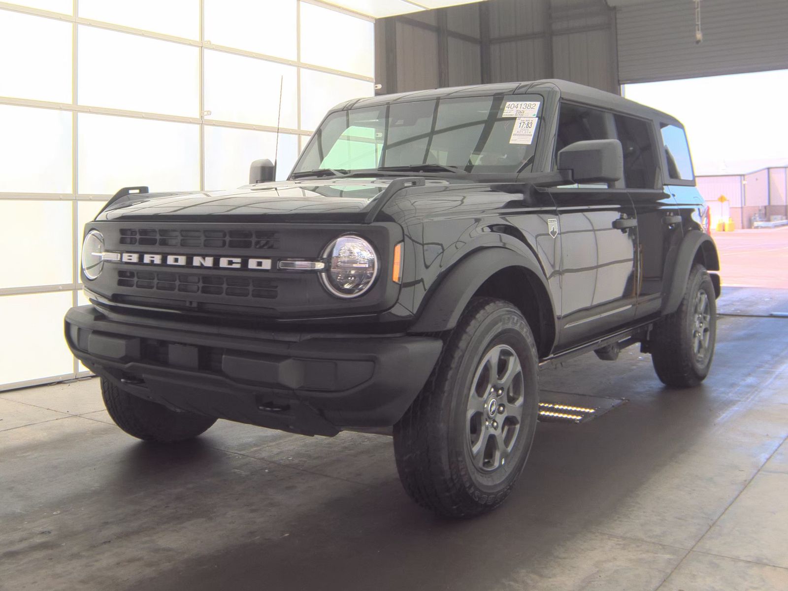 FORD BRONCO - 1