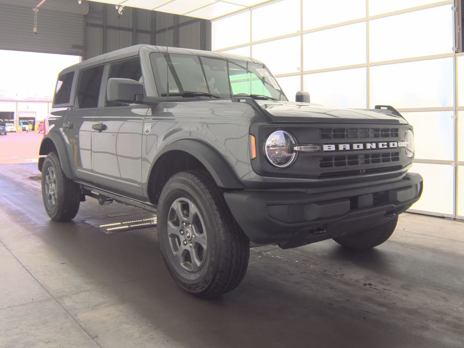 FORD BRONCO - 4