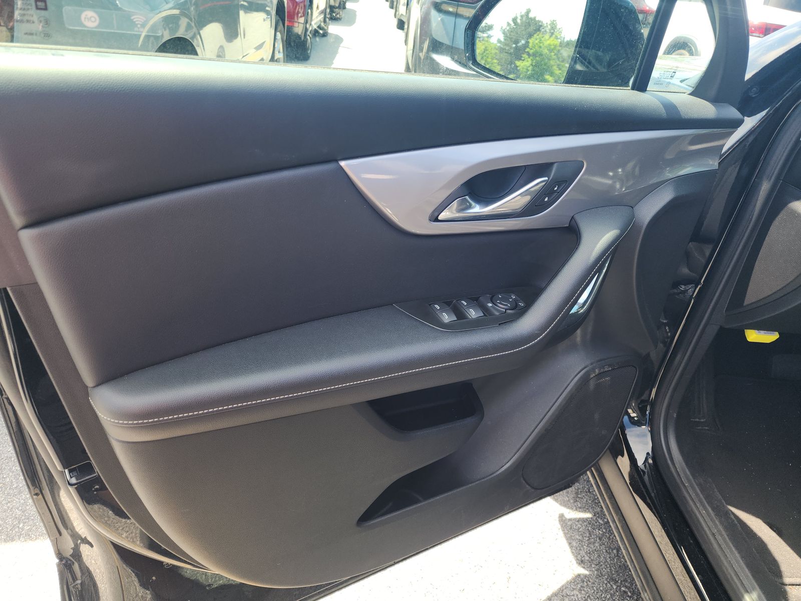 CHEVROLET CAMARO - 10