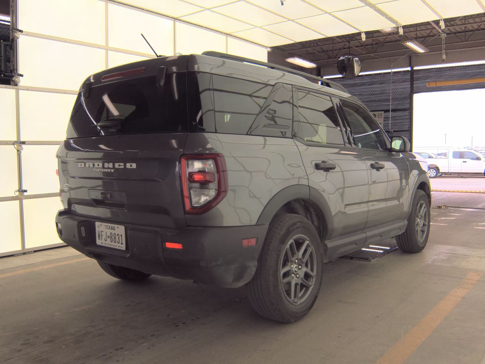 FORD BRONCO - 5