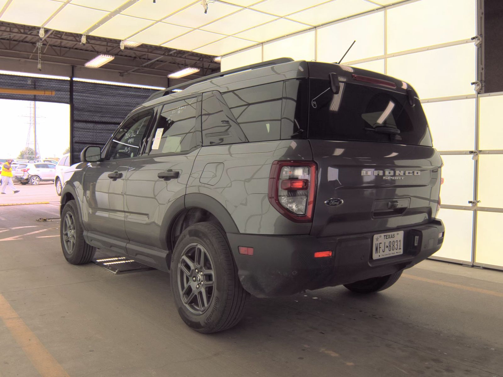 FORD BRONCO - 7