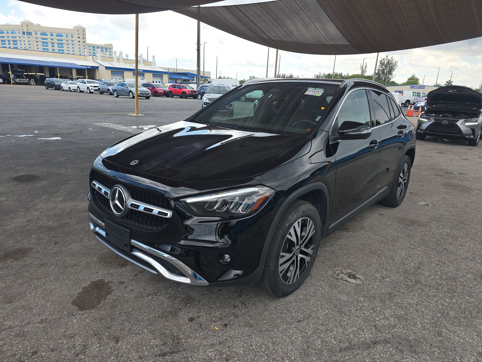 MERCEDES-BENZ GLA-CLASS - 1