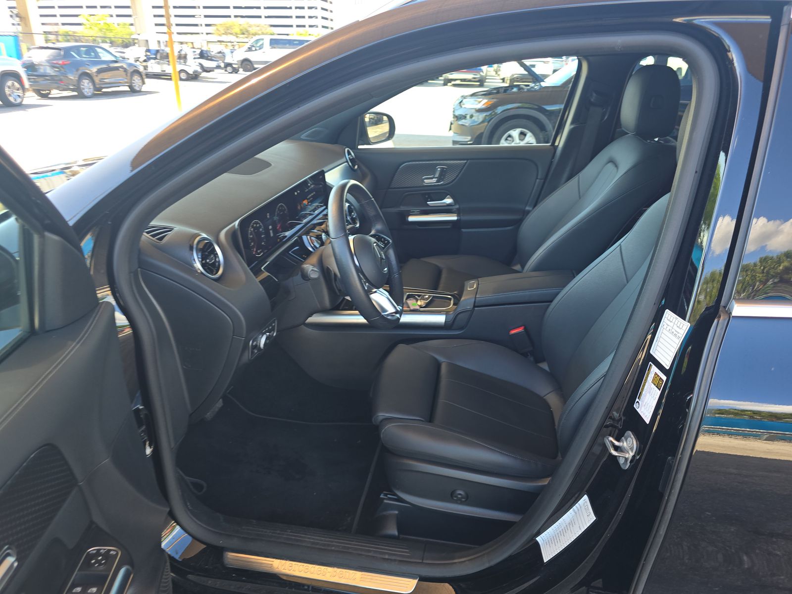 MERCEDES-BENZ GLA-CLASS - 8