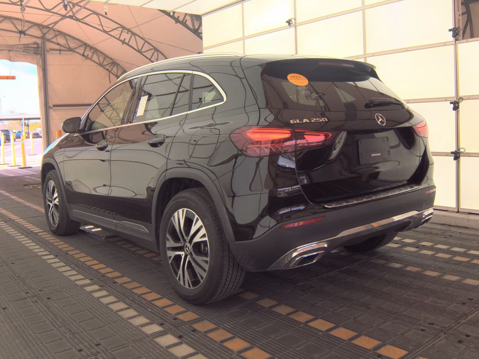 MERCEDES-BENZ GLA-CLASS - 7