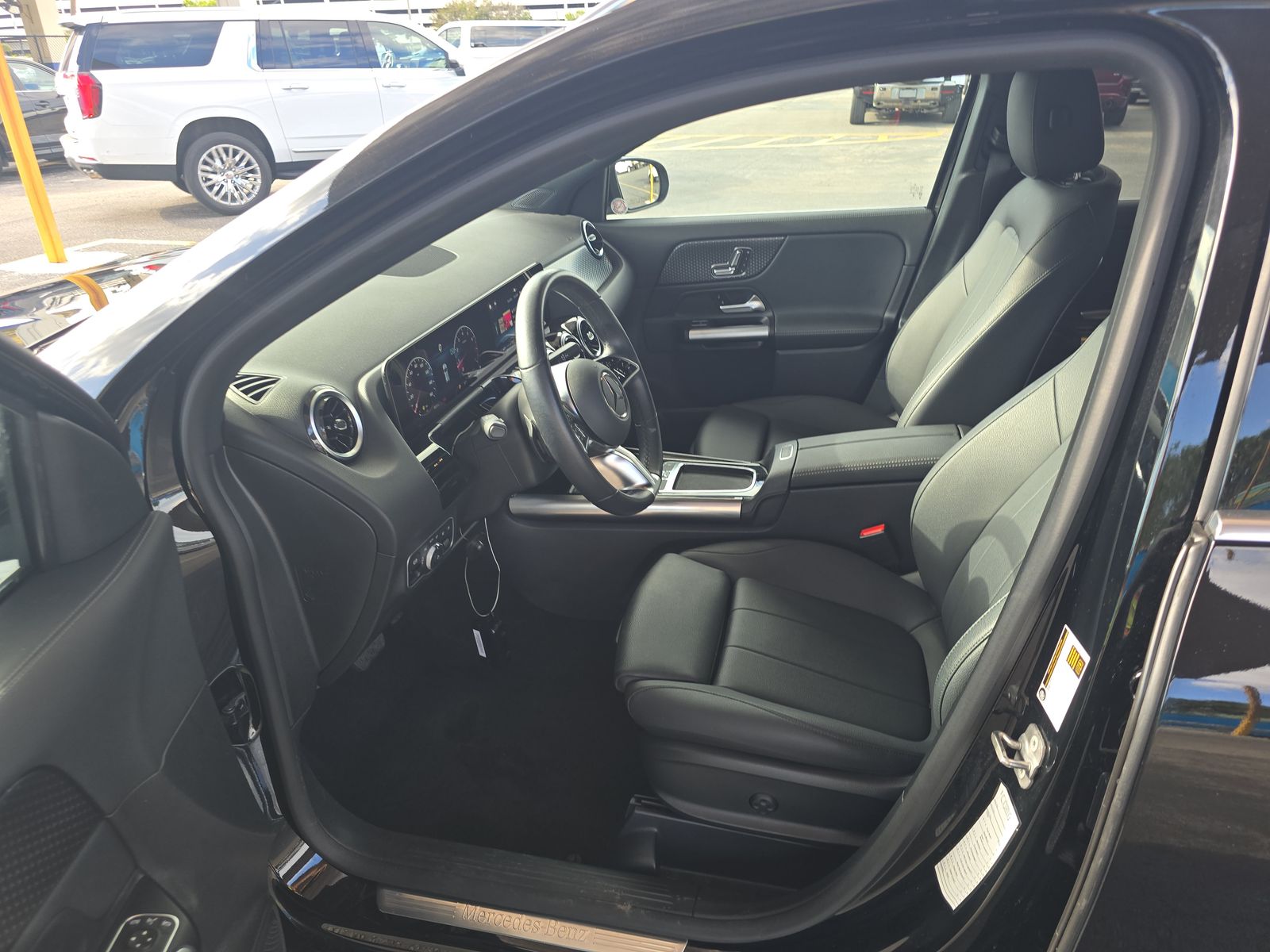 MERCEDES-BENZ GLA-CLASS - 8