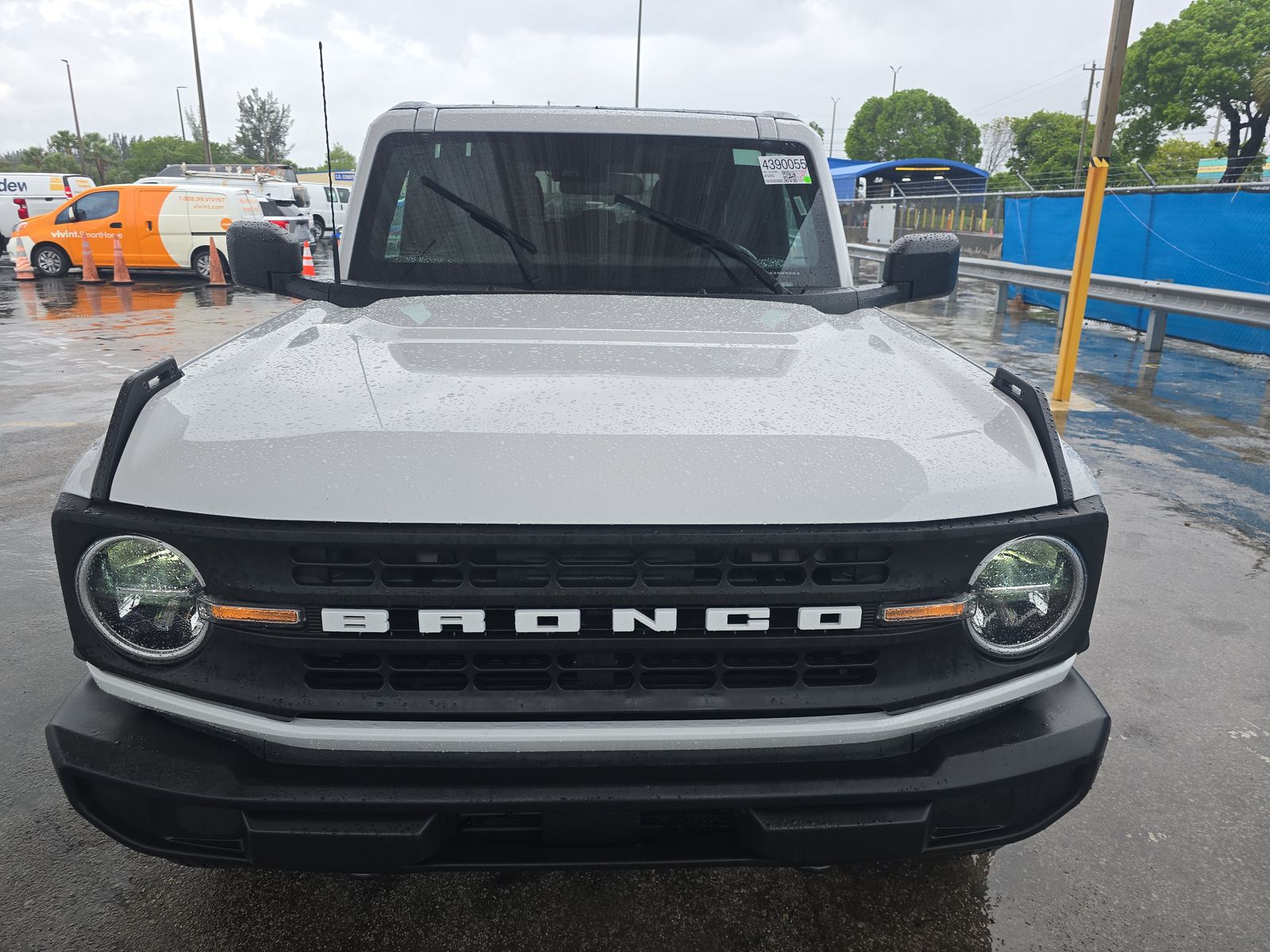 FORD BRONCO - 3