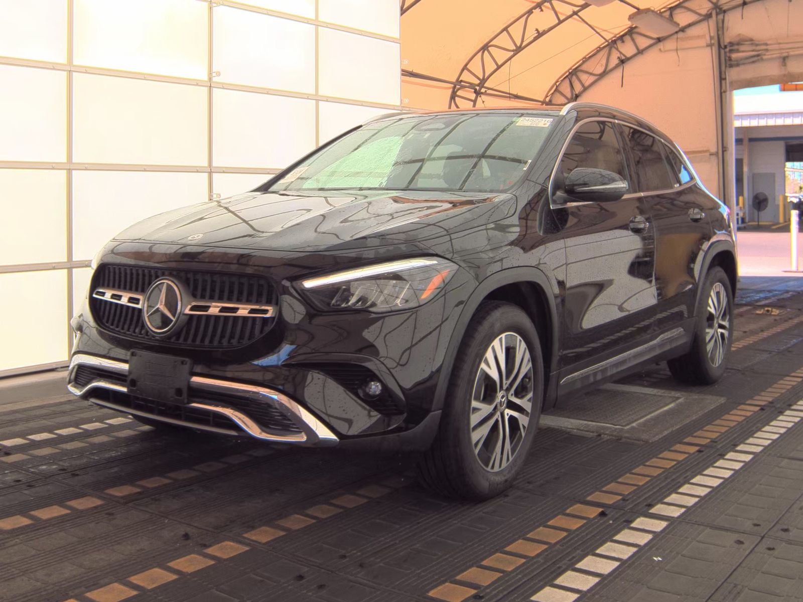 MERCEDES-BENZ GLA-CLASS - 1