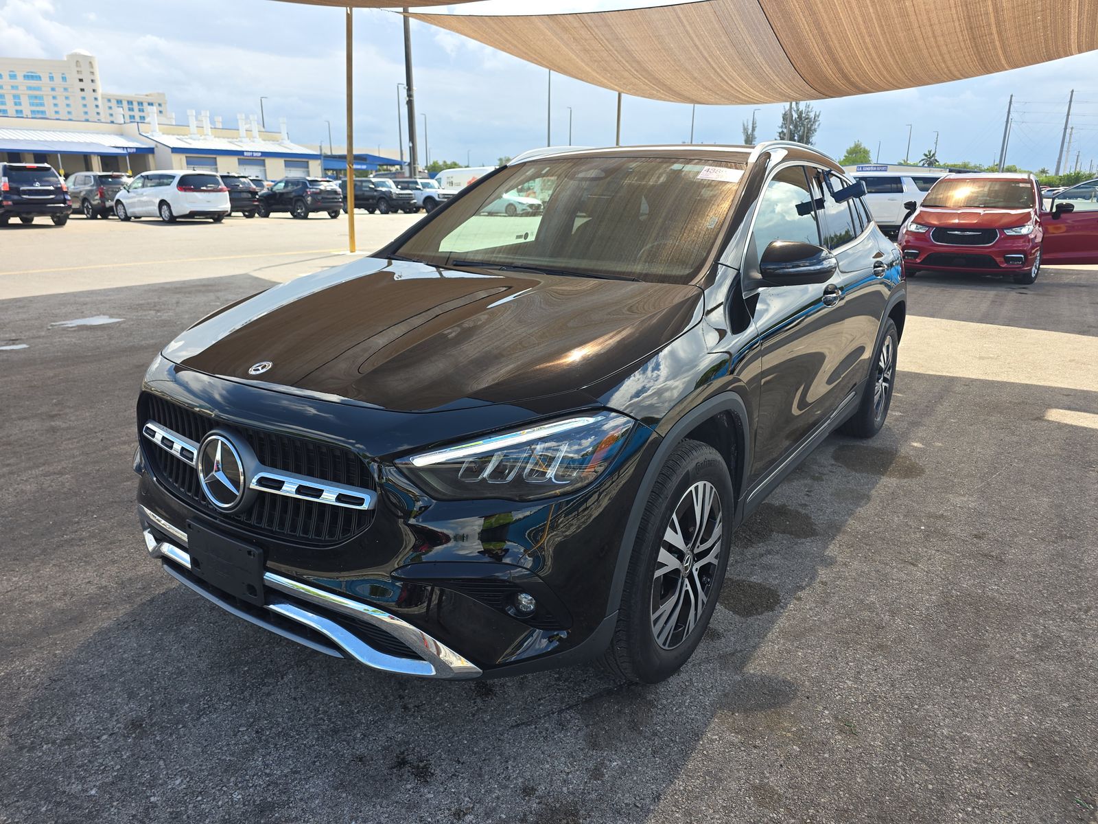 MERCEDES-BENZ GLA-CLASS - 1