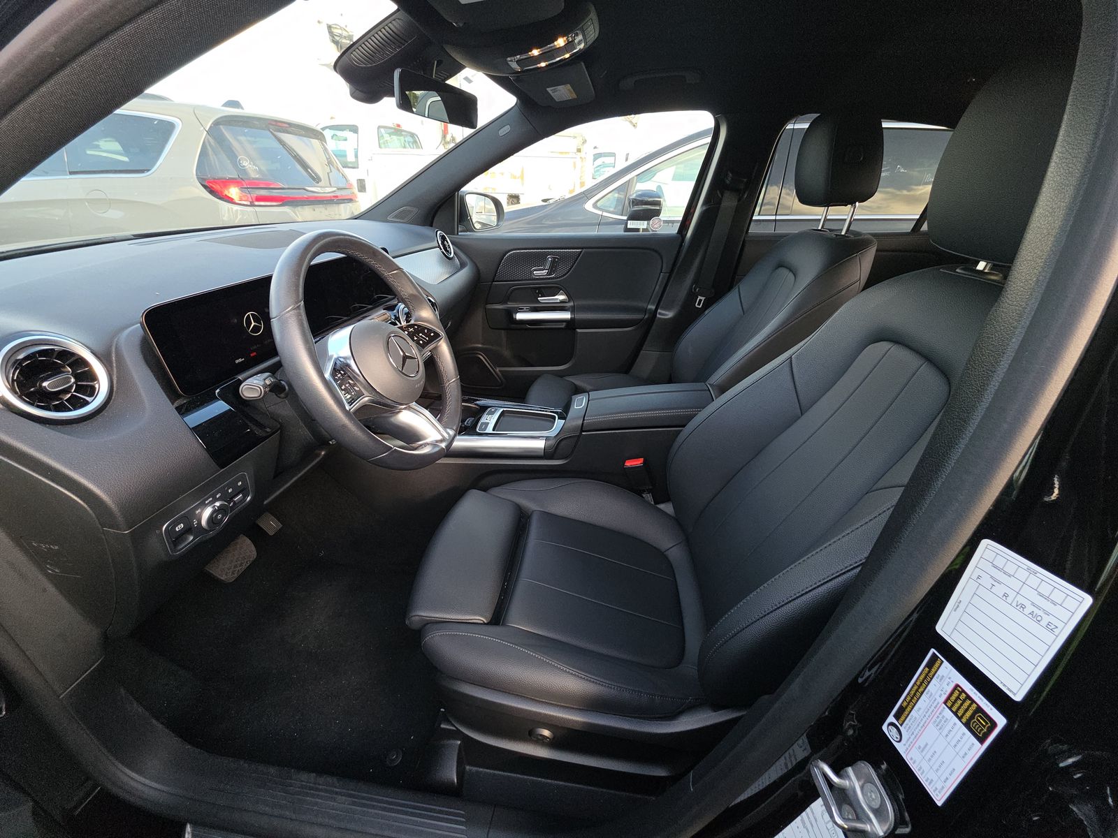 MERCEDES-BENZ GLA-CLASS - 8