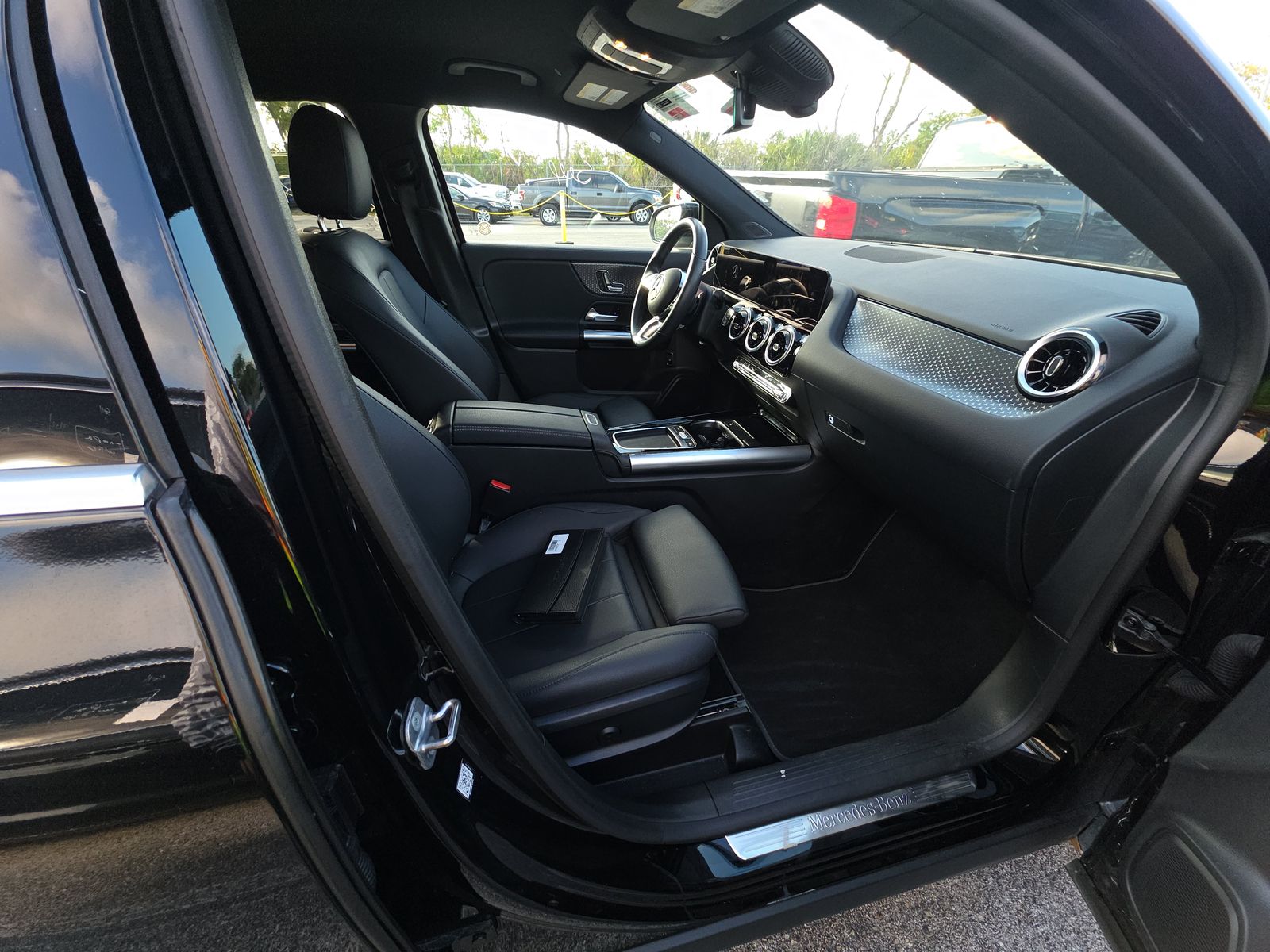 MERCEDES-BENZ GLA-CLASS - 9