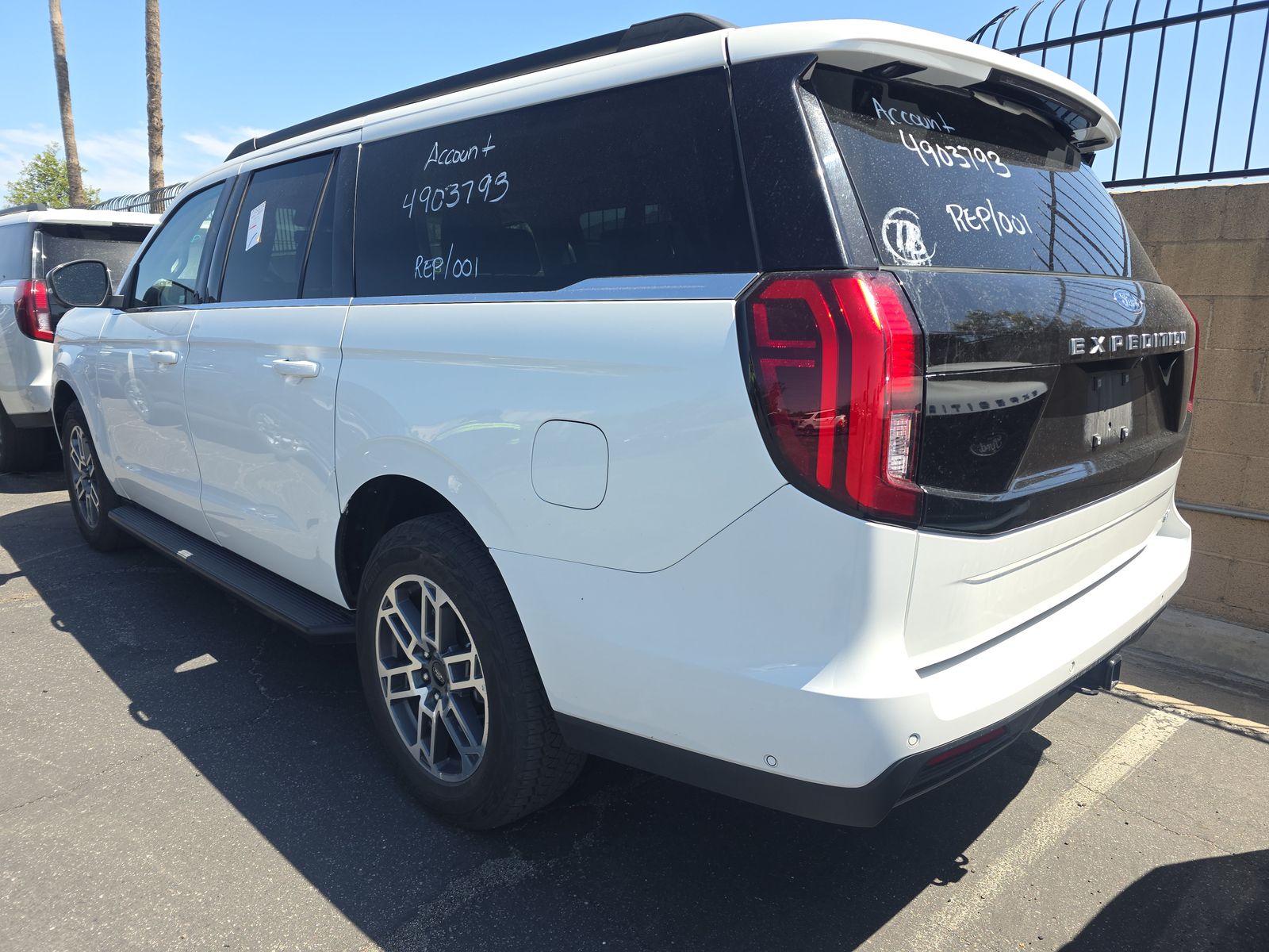FORD EXPEDITION MAX - 7