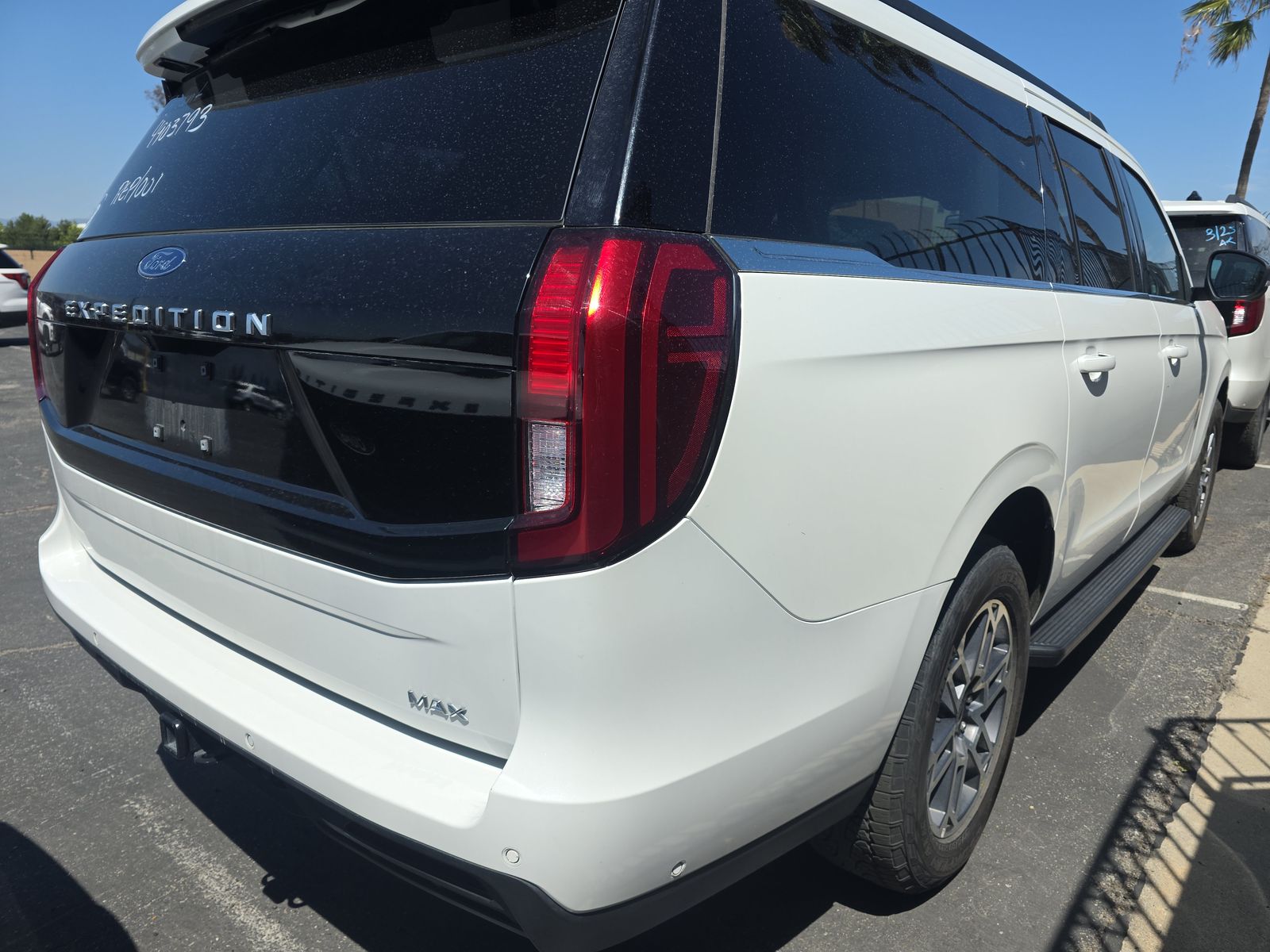 FORD EXPEDITION MAX - 5