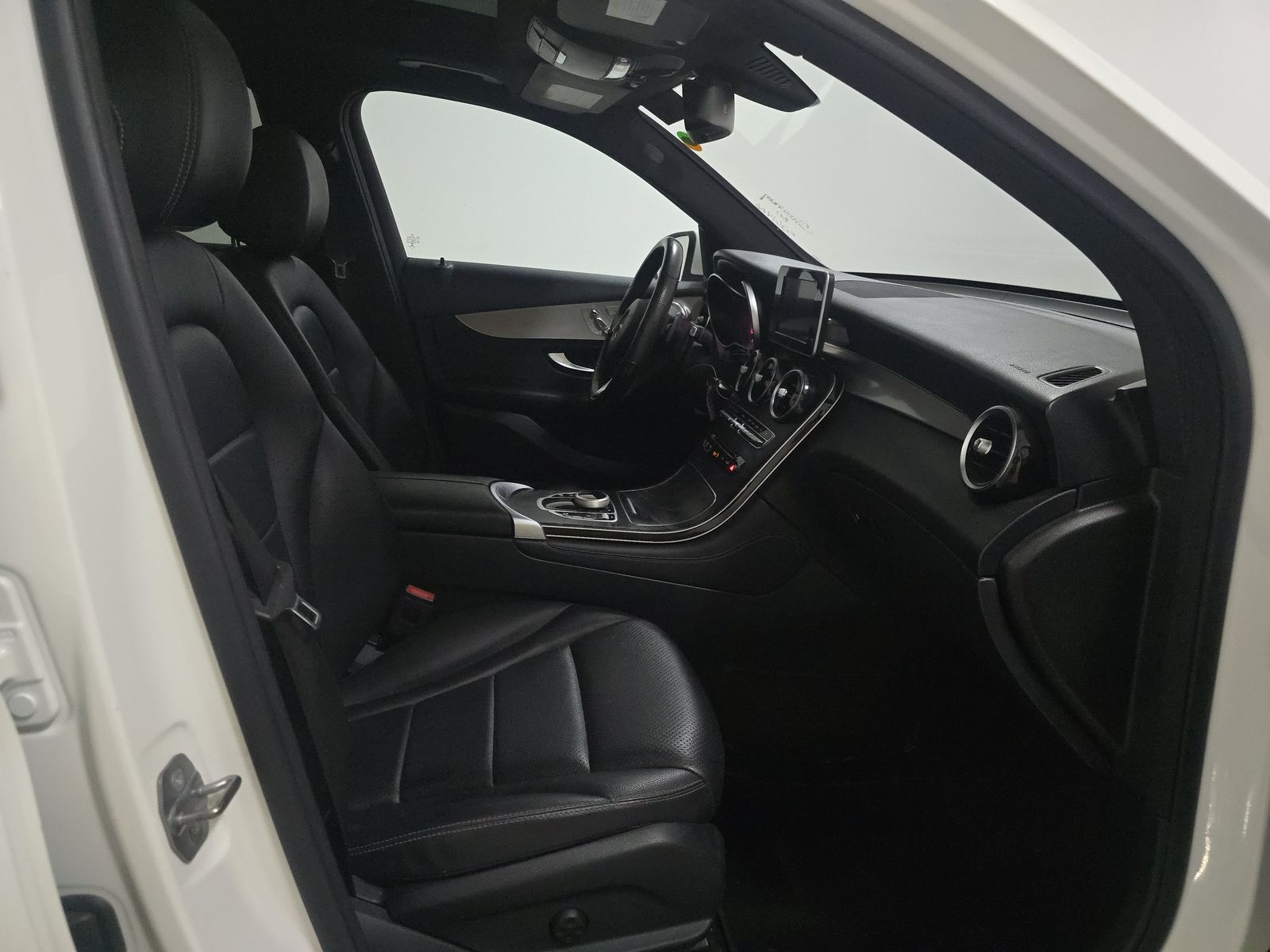 MERCEDES-BENZ GLC-CLASS - 9