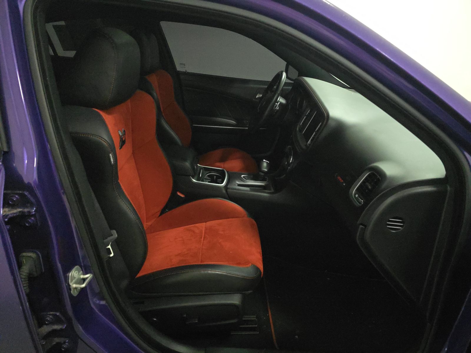 DODGE CHALLENGER - 9