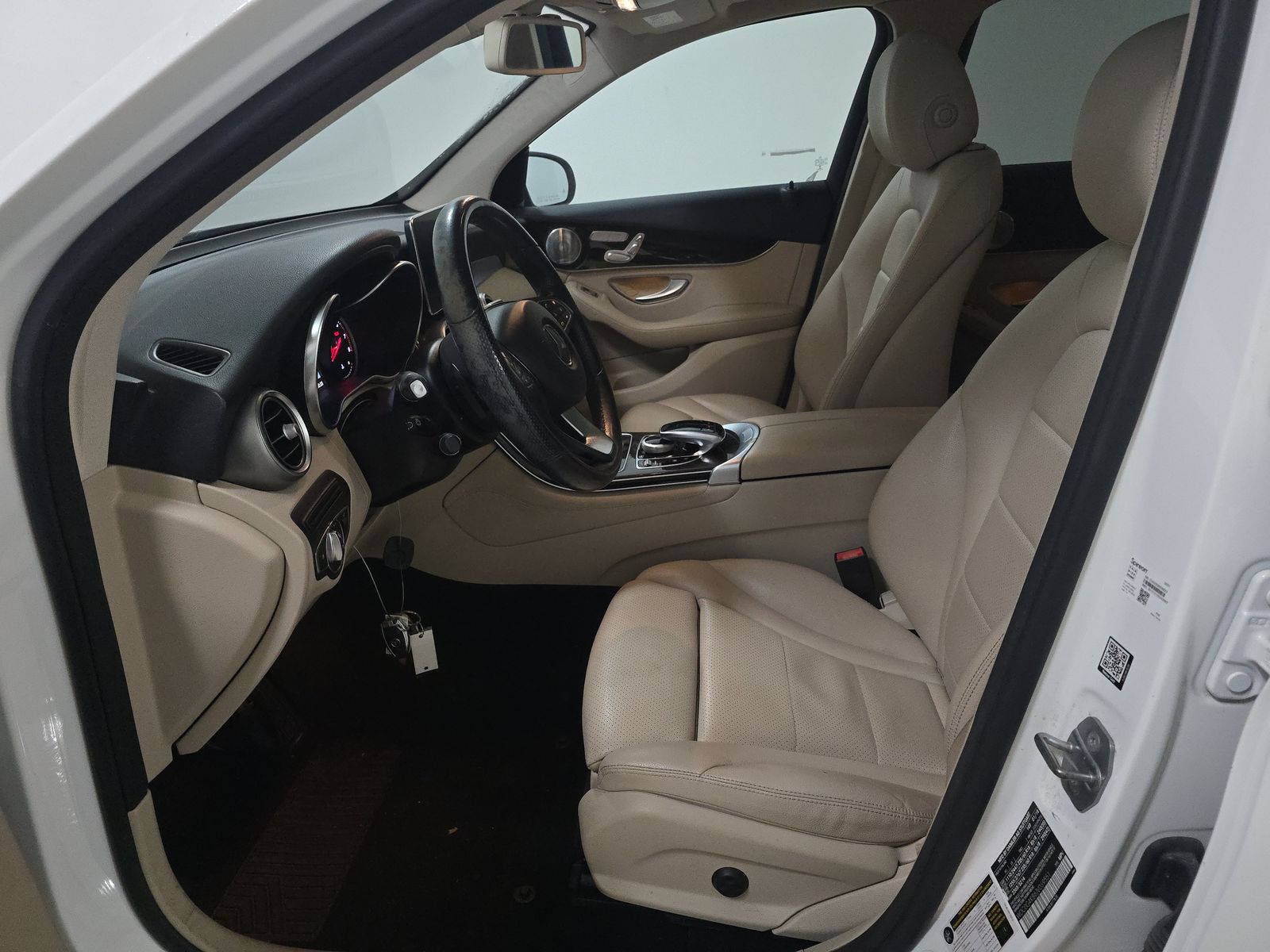 MERCEDES-BENZ GLC-CLASS - 8