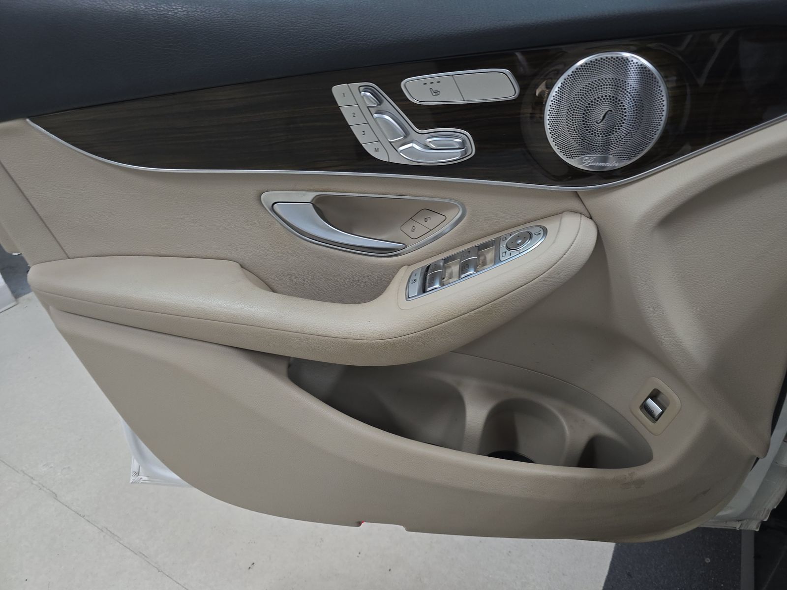 MERCEDES-BENZ GLC-CLASS - 10