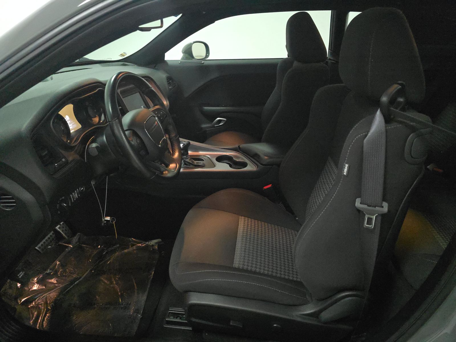 DODGE CHALLENGER - 8