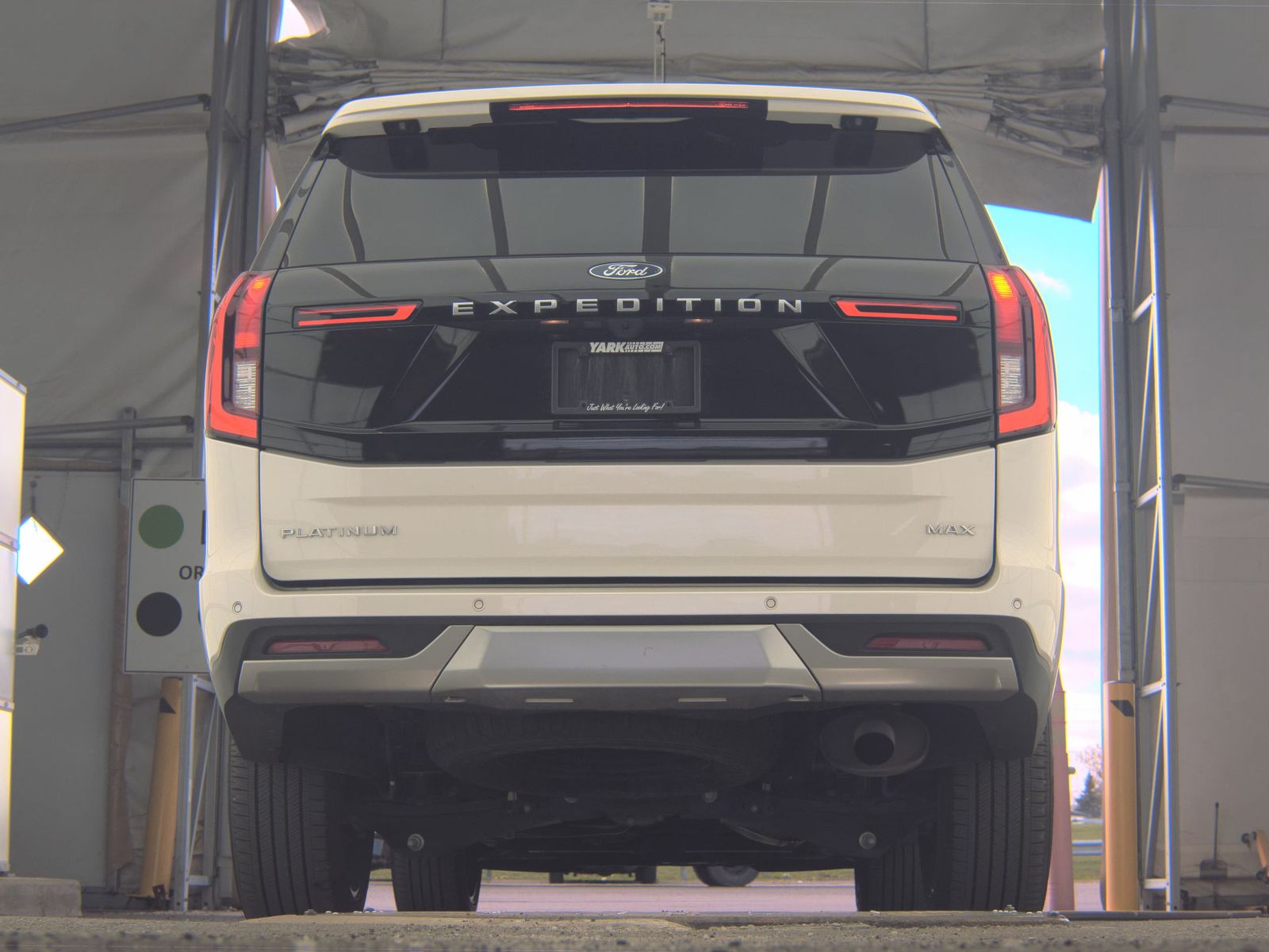 FORD EXPEDITION MAX - 8
