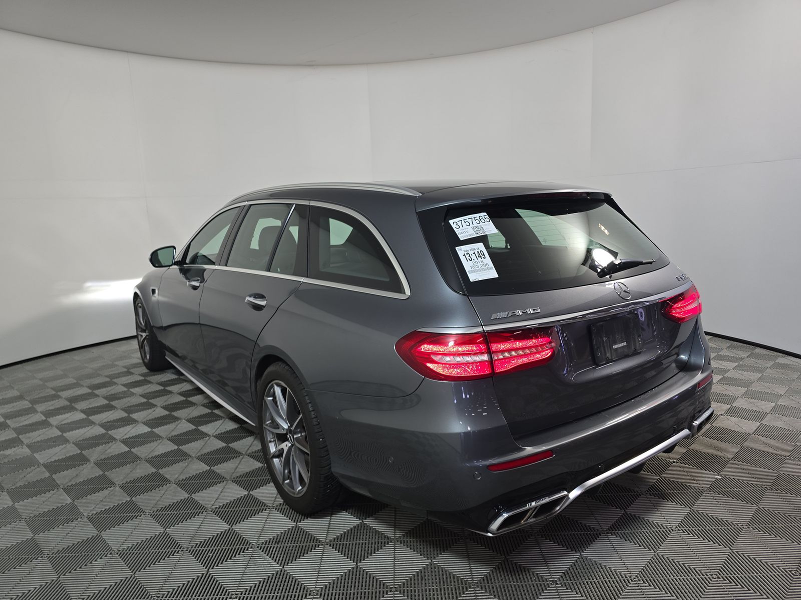 MERCEDES-BENZ E-CLASS AMG - 7