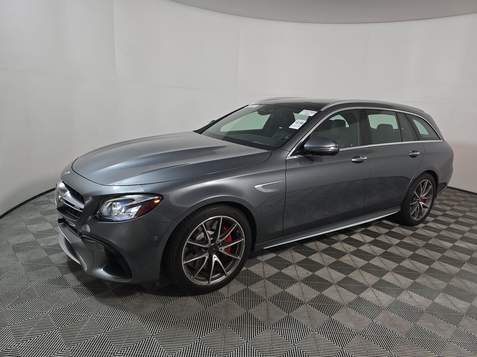 MERCEDES-BENZ E-CLASS AMG - 1